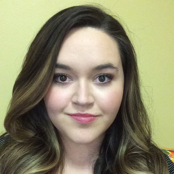 Meet your Posher, April - Picture 1 of 1